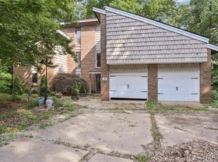 10 N Cape Ct, Belleville, IL
