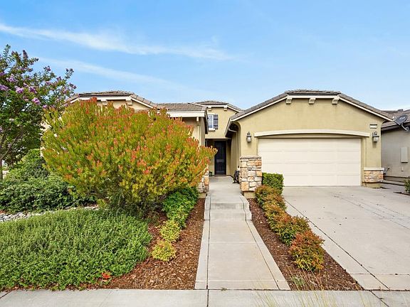 4th image of 2220 Russell Cir