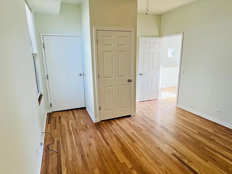 1530 N Orleans St #2 — Photo 9