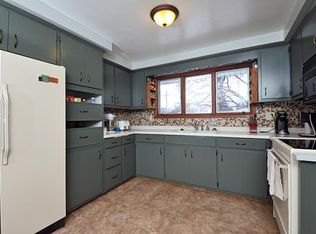 260 E Cedar St, Pulaski, WI 54162