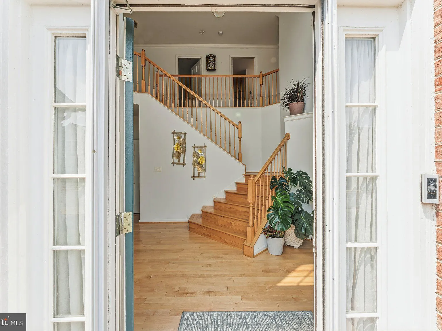4 bed, 3.5 bath, 2662 sqft, $4,000 — Photo 4