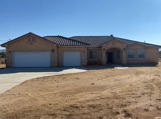 10845 Mills Rd, Apple Valley, CA 92308