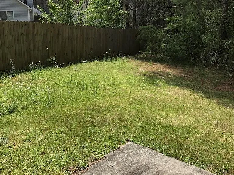3753 Mays Xing SW — Photo 10