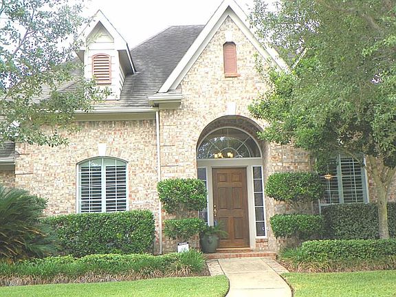 2nd image of 1319 Cross Valley Dr