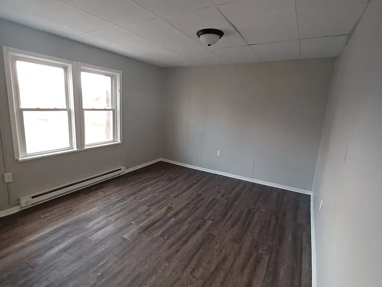 215 Virginia Ave #2 — Photo 4