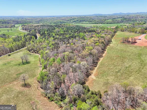 200 Annandale Dr, Clarkesville, GA 30523