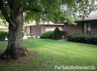 262 E 17th St, Wahoo, NE 68066