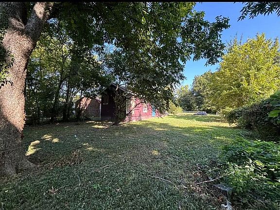 3rd image of 2301 Eldridge Ave