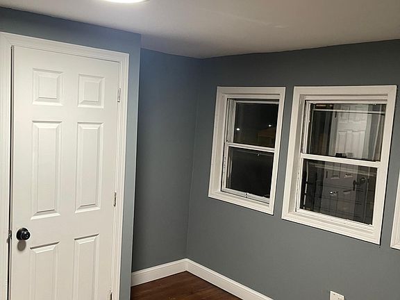 2nd image of 255 Underhill Ave #1