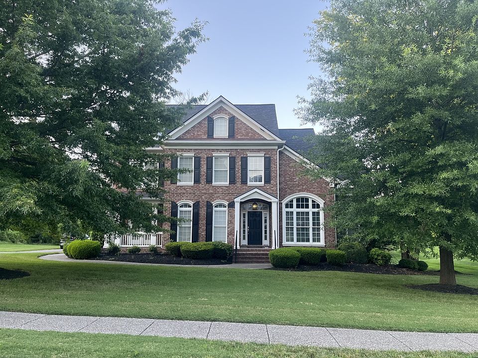 1st image of 1300 Bull Run Ct