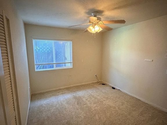 5th image of 2839 S Castle Harbour Pl