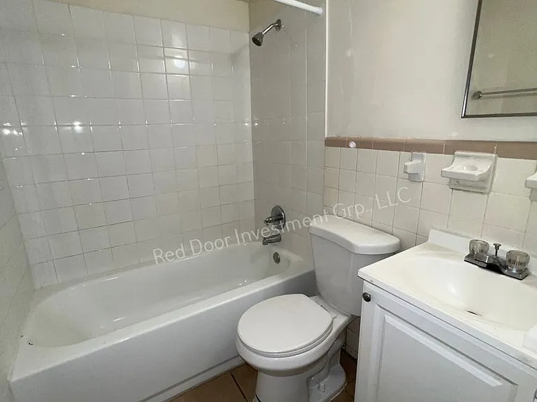 Robinswood — Photo 18