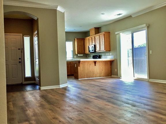 5th image of 2962 La Vina Cir