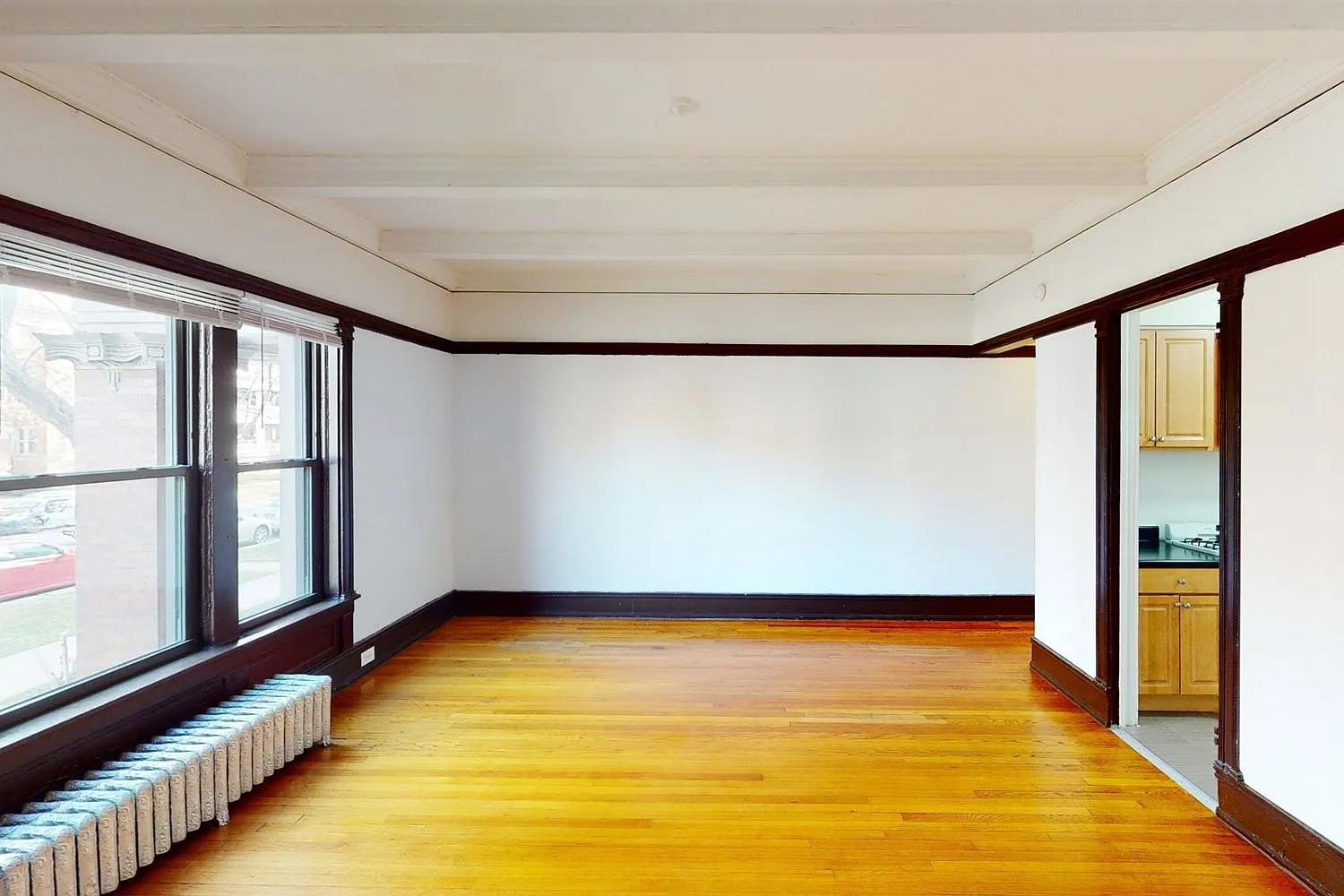 5474-5480 S. Hyde Park Boulevard — Photo 4