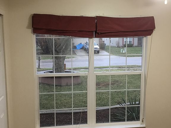 4th image of 721 Kingston Cir