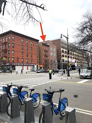 Rented by Your Vanity Realty | media 19