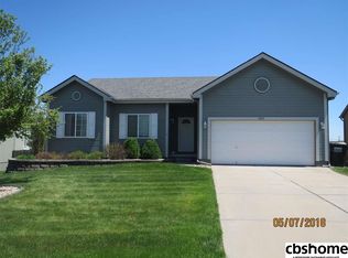 1809 Ridgeview Dr, Papillion, NE 68046