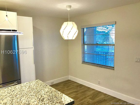 3rd image of 300 SW 134th Way APT E210