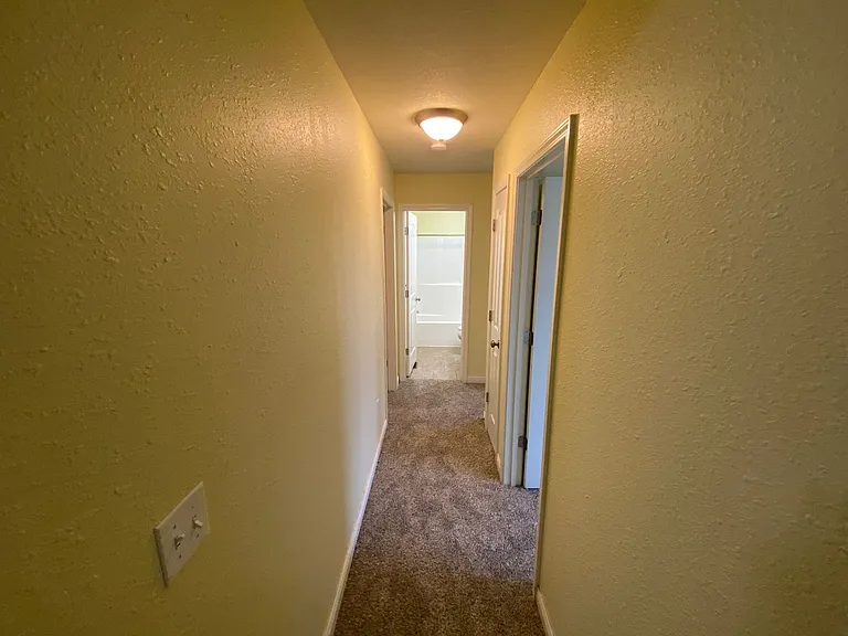 121 Kale Ct — Photo 14