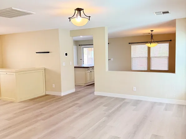 578 Redruth Dr, Las Vegas, NV 89178