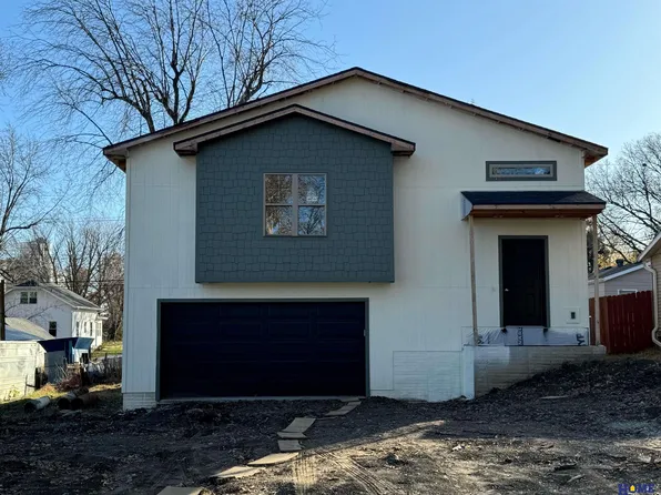 117 Edwin St, Ceresco, NE 68017