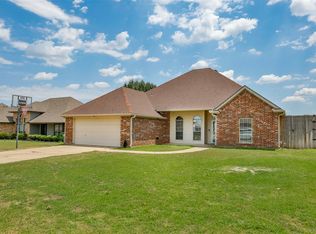 2508 Santa Fe Trl, Sanger, TX 76266