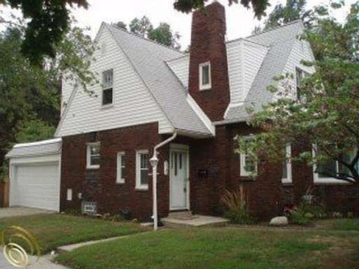 1st image of 920 Longfellow Ave