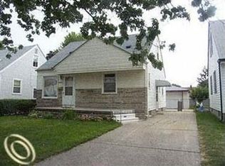 29840 Quinkert St, Roseville, MI
