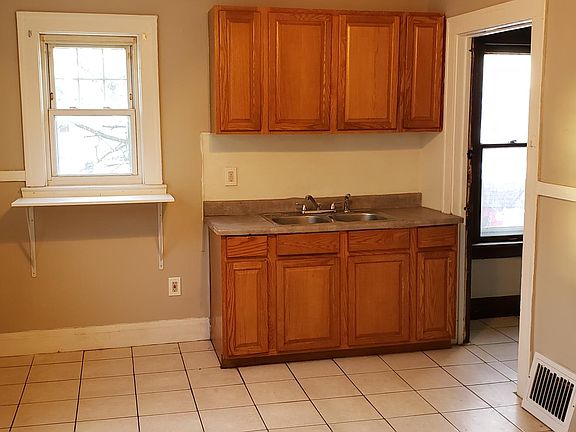 5th image of 1817 Buhrer Ave #2