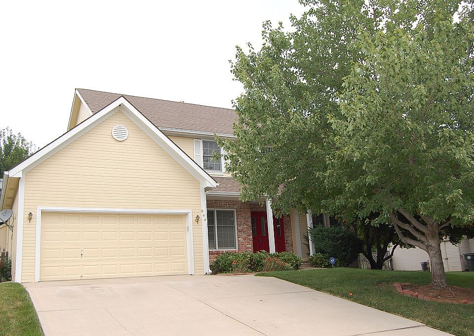 1st image of 600 Cottonwood Dr