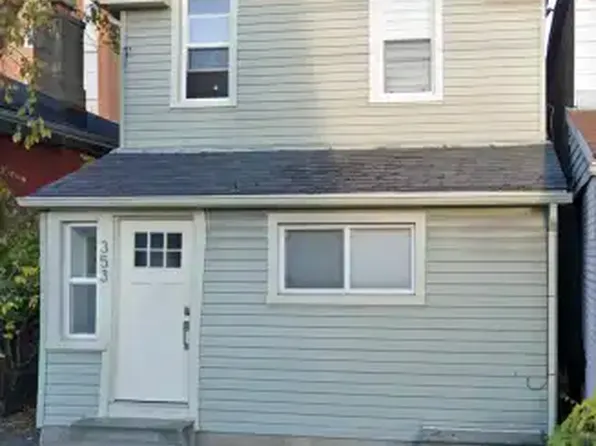 353 Division St #1A, Kingston, ON K7K 4A4