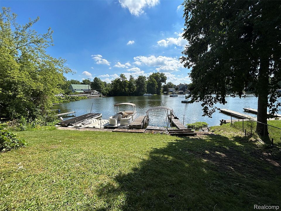 16185 Seymour Rd, photo 4