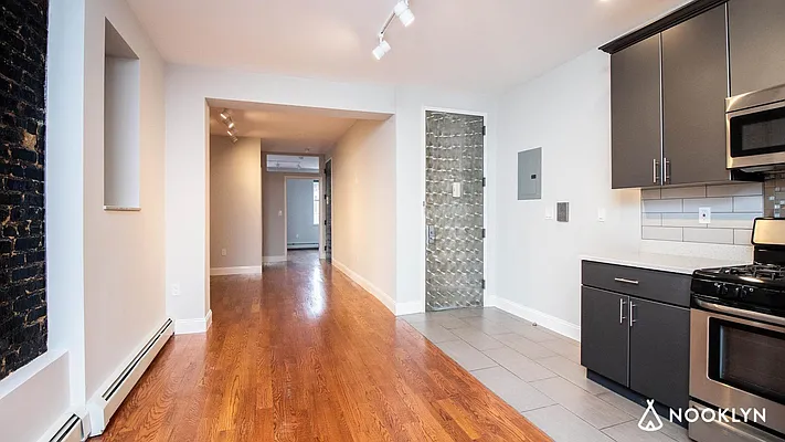 Rented by Nooklyn NYC LLC | media 5