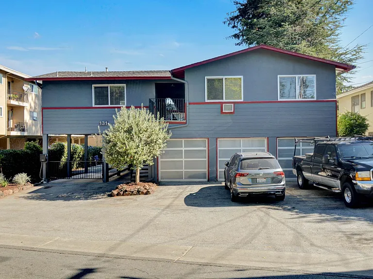 131 Cerrito Avenue — Photo 21