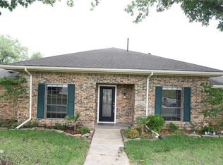 3002 Apple Valley Dr, Garland, TX 75043