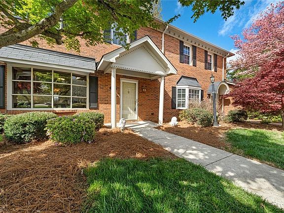 4th image of 3118 Burke Mill Ct