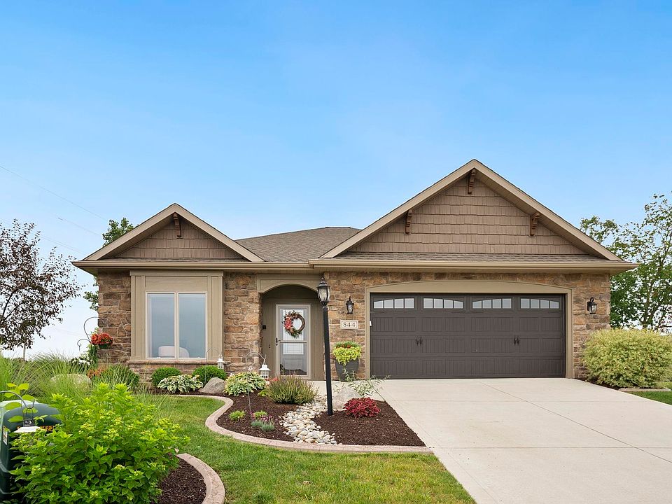 1st image of 844 Songbird Ct