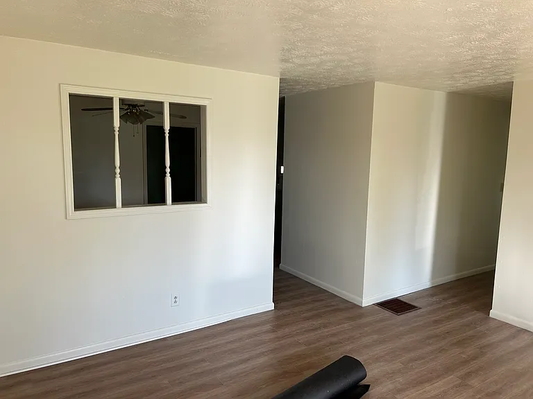 115 Salter Rd — Photo 2