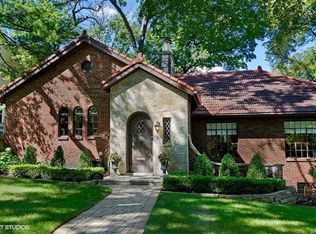 354 Forest Rd, Hinsdale, IL 60521