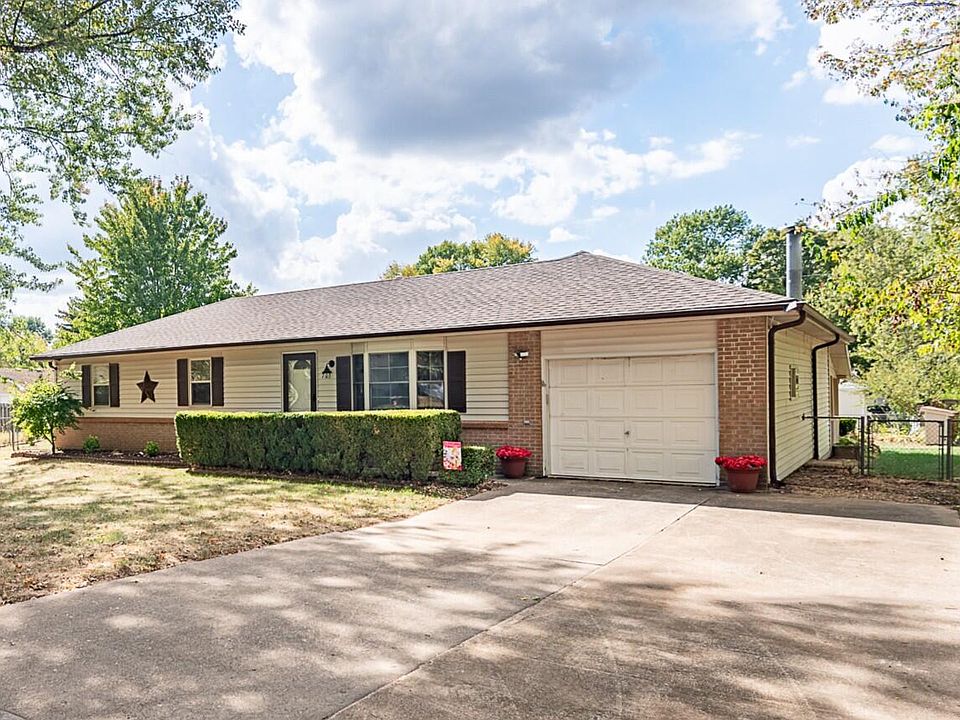 1st image of 703 N Aspen Court