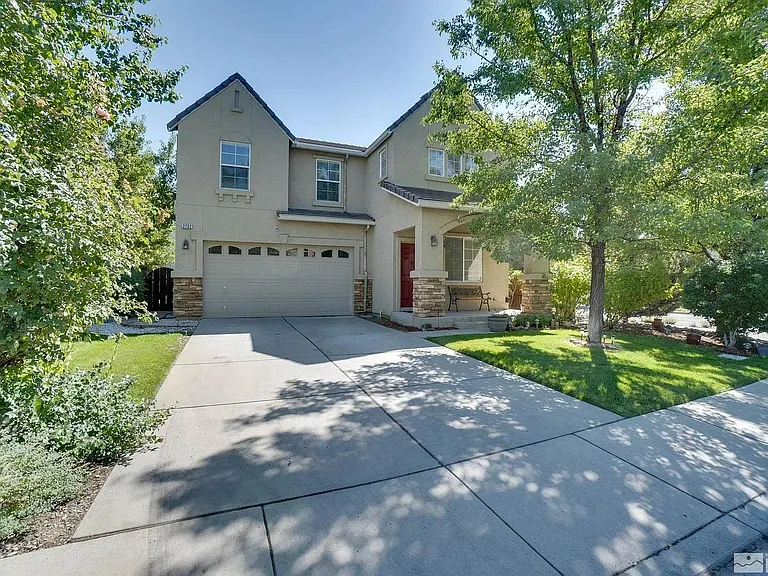 2702 Cintoia Dr — Photo 1