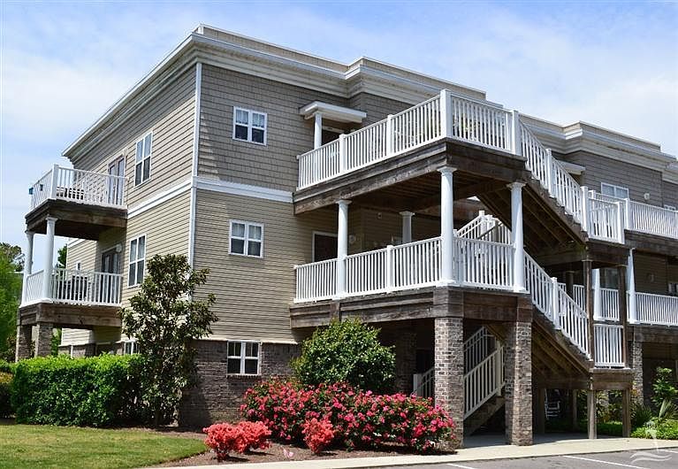 1st image of 4136 Vanessa Dr Unit 6