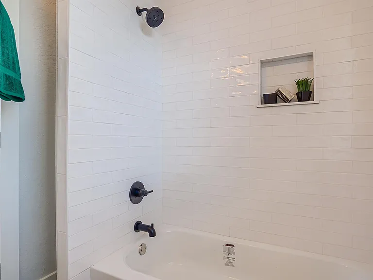 6210 Langham St #B — Photo 13