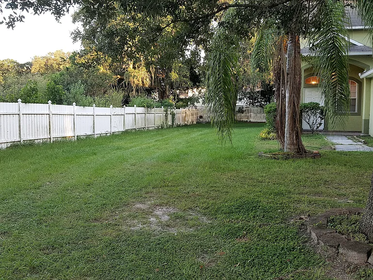 8751 Morrison Oaks Ct — Photo 28