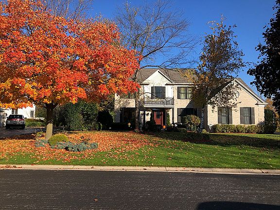 Fall foliage is beautiful 