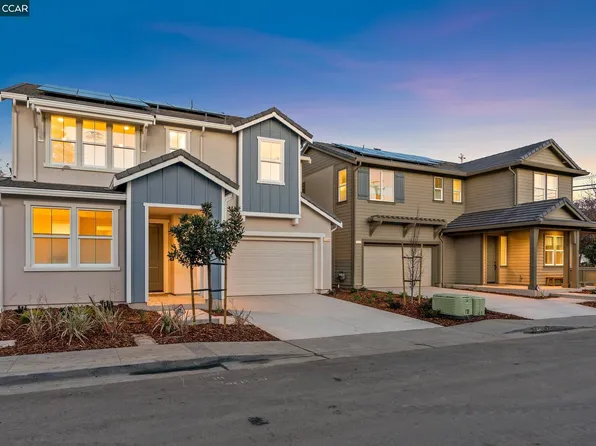 1011 Heckmann Ln, Concord, CA 94518