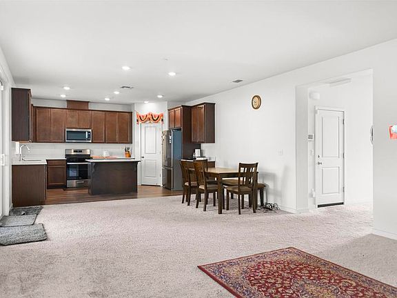 3rd image of 9620 Mason Trails Rd