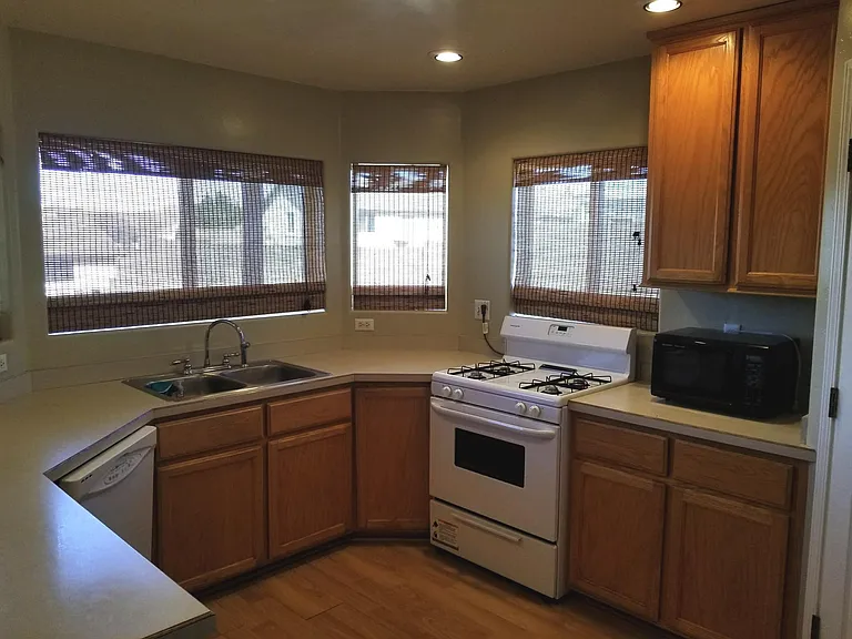 7020 Aspen Cir — Photo 5