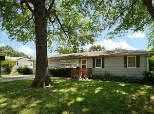 105 Manor Dr, Belton, MO 64012