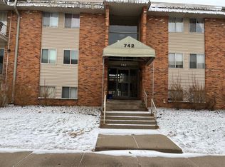 742 W Kilgore Rd APT 308, Kalamazoo, MI 49008